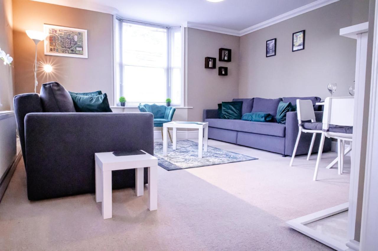 تشيستر Lord Street - 2 Beautiful Apartments - Sleep Up To 14 Guests - By Rework Accommodation المظهر الخارجي الصورة