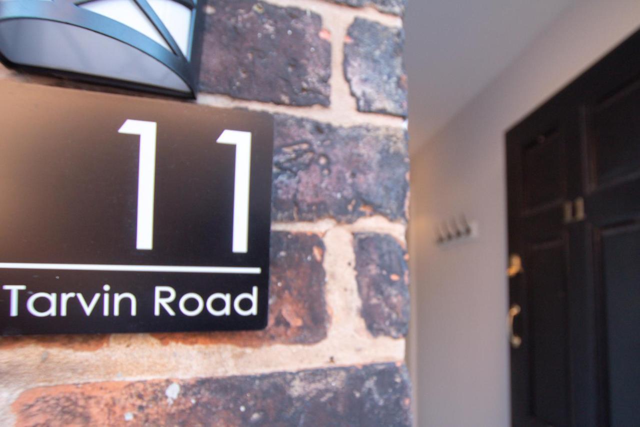 تشيستر Lord Street - 2 Beautiful Apartments - Sleep Up To 14 Guests - By Rework Accommodation المظهر الخارجي الصورة