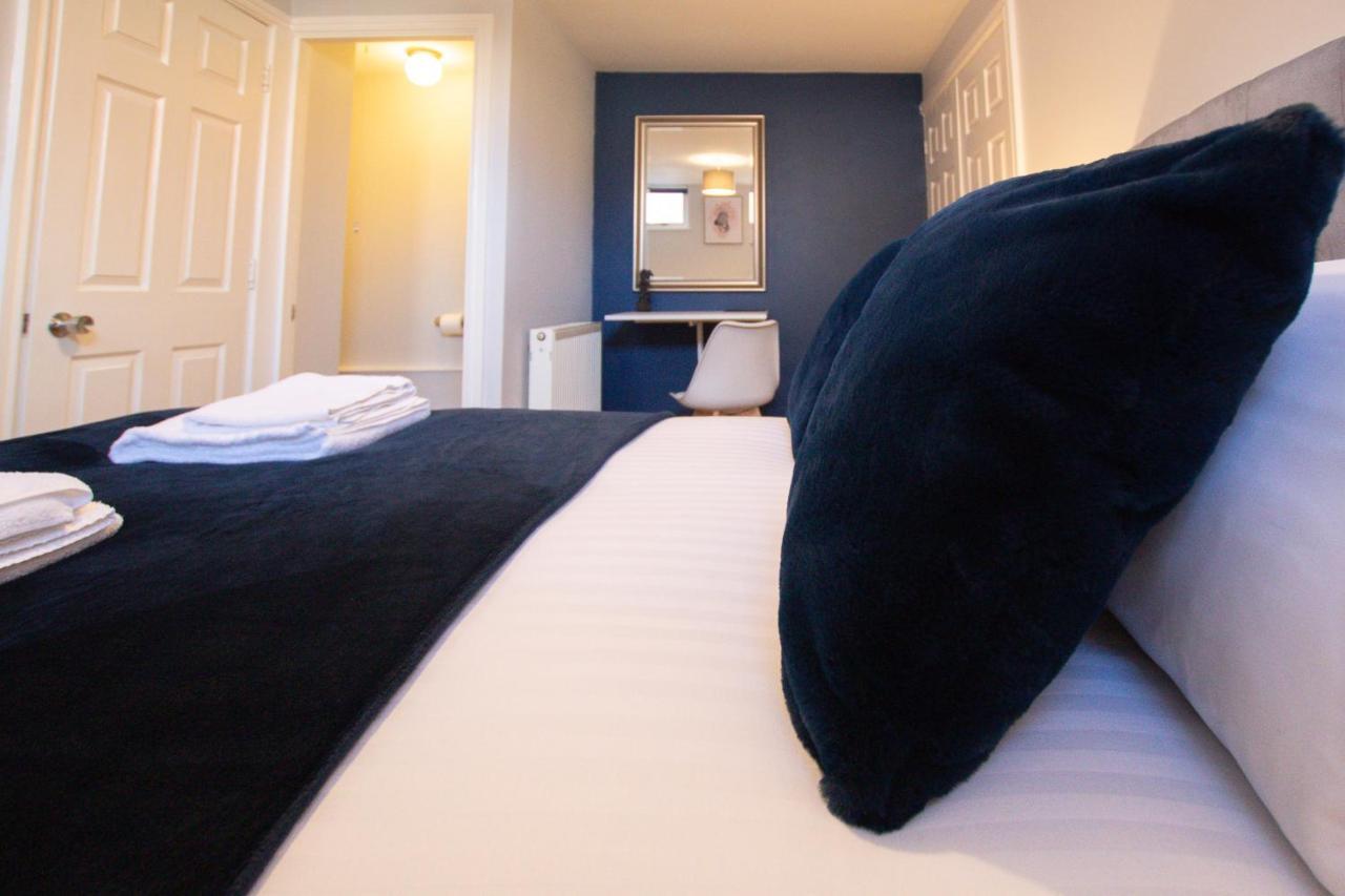 تشيستر Lord Street - 2 Beautiful Apartments - Sleep Up To 14 Guests - By Rework Accommodation المظهر الخارجي الصورة