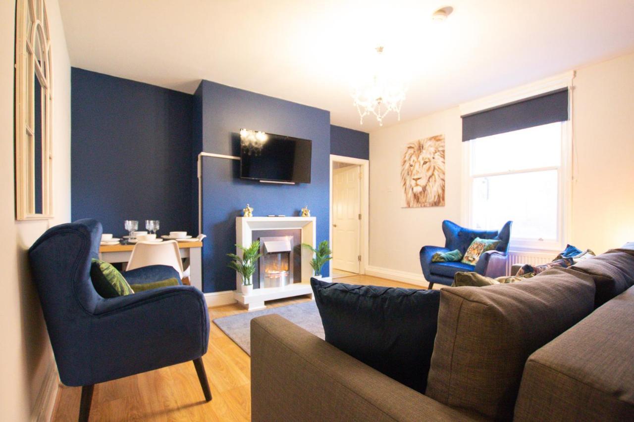 تشيستر Lord Street - 2 Beautiful Apartments - Sleep Up To 14 Guests - By Rework Accommodation المظهر الخارجي الصورة